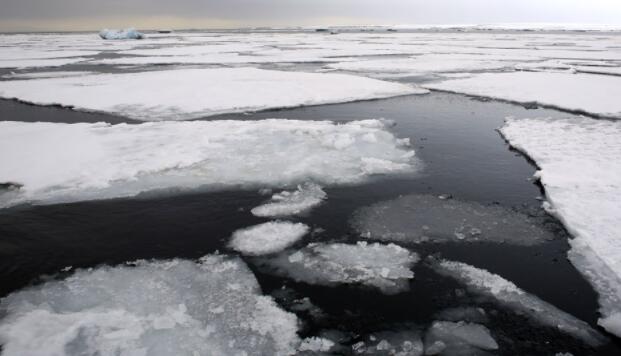 随着北方海冰的下降 气候迅速变化
