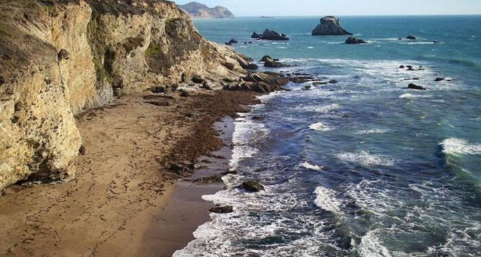 海平面上升与加利福尼亚海岸较高的地下水位有关