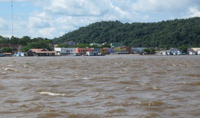 拉尼娜现象增加了亚马逊河的碳出口