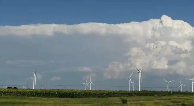 大型风电场对当地和区域气候造成不同影响