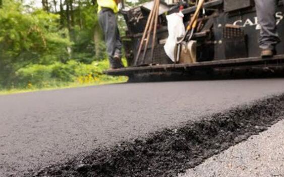 巴基斯坦启动首个塑料道路项目