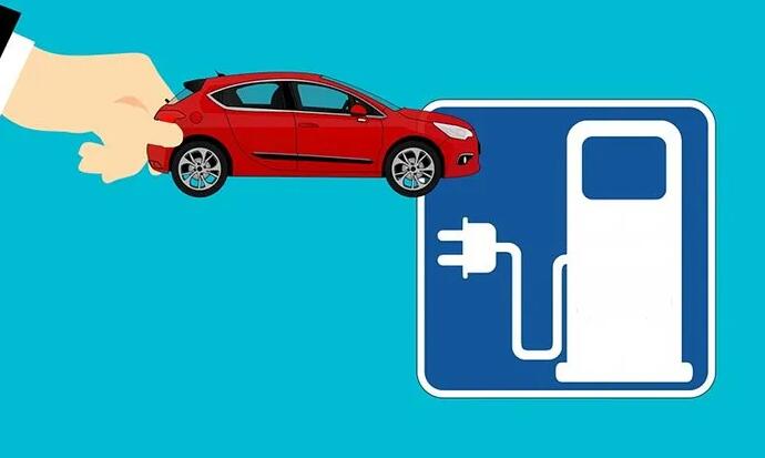 电动汽车买家当心:火灾与充电时间不足和停车限制