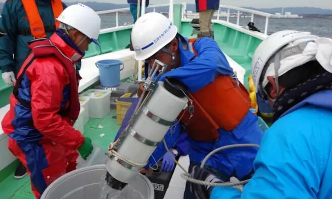 日本:在陆地和海上监测福岛辐射