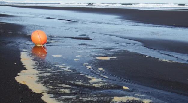 塞舌尔禁止进口气球并在海滩上使用