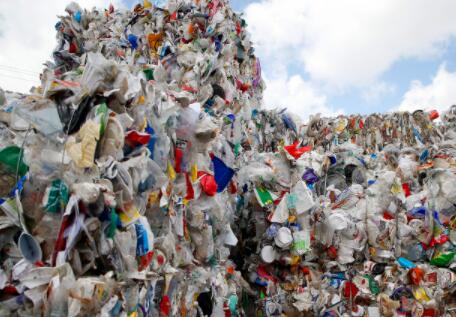 除了再利用和回收 美国如何才能真正减少塑料产量