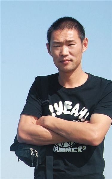 王久良摄影师，曾拍摄《垃圾围城》纪录片。